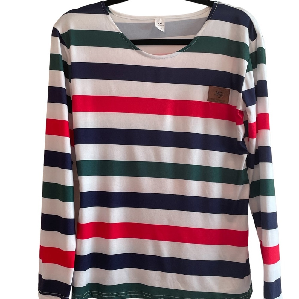 219 woman’s striped long sleeve top,‎ size XXL